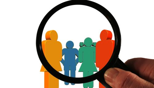 customer, family, magnifying glass-563967.jpg